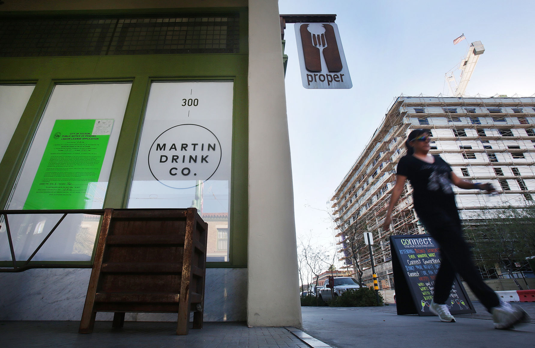 New pop-up bar in old Proper space